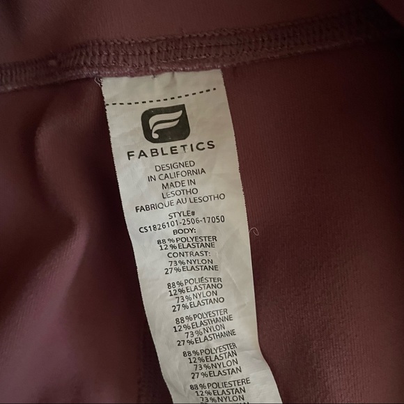 Fabletics Active Wear Capri Leggings / Size L - Picture 3 of 8